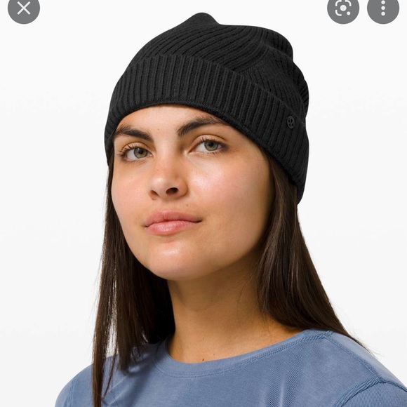 lululemon athletica Accessories - Lululemon Crazy Cozy Beanie Black